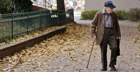 Doenças reumáticas, neurológicas, ansiedade e depressão aumentam risco de quedas